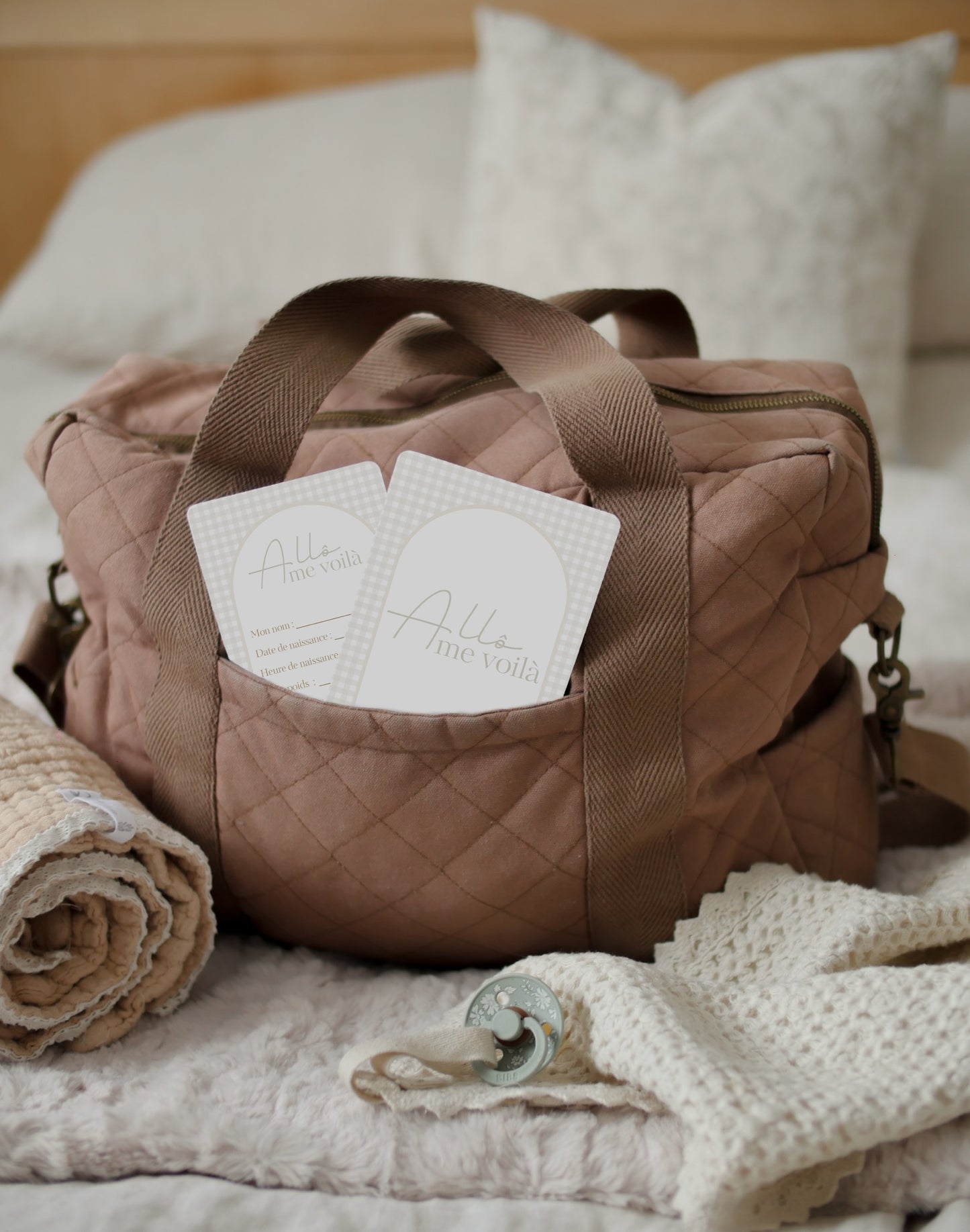 Ensemble de cartons souvenirs naissance